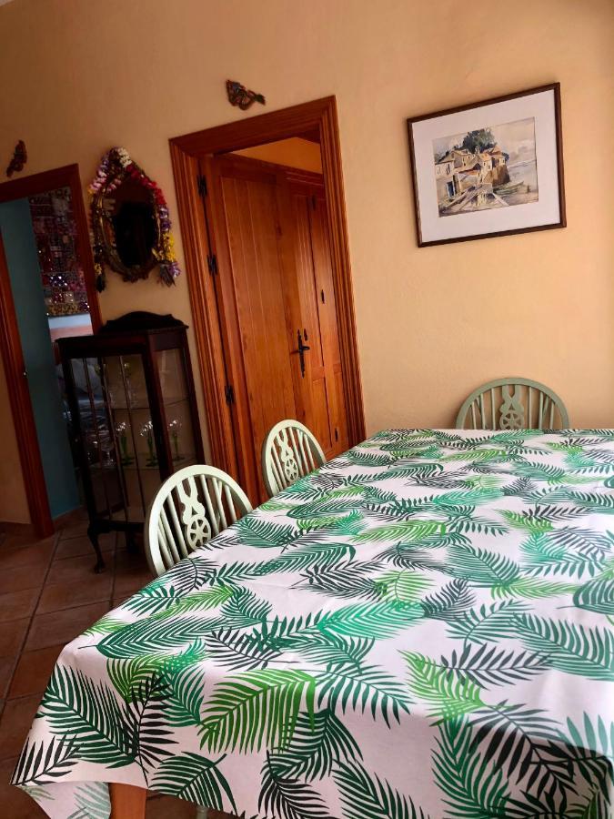 A Home-from-home With Stunning Views Fibre-optic Broadband + Uk And Spanish Tv Appartement